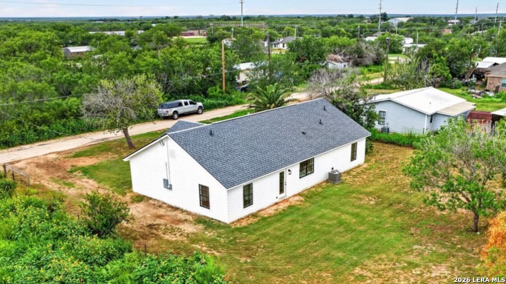 117 Cemetery Road Charlotte, TX 78011 - Photo 24 of 24 Gallery Image 24