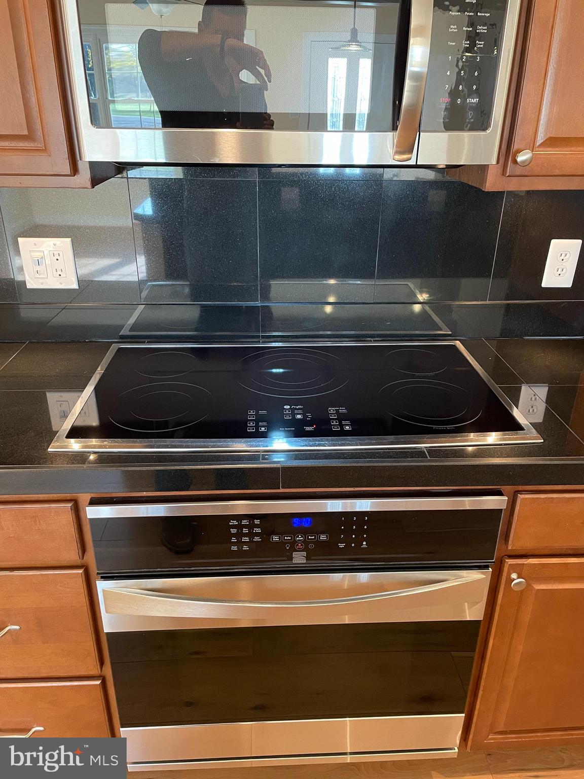 1055 Rest Church Road Clear Brook, VA 22624 - Photo 13 of 21 Electric Cooktop, Oven and Microwave