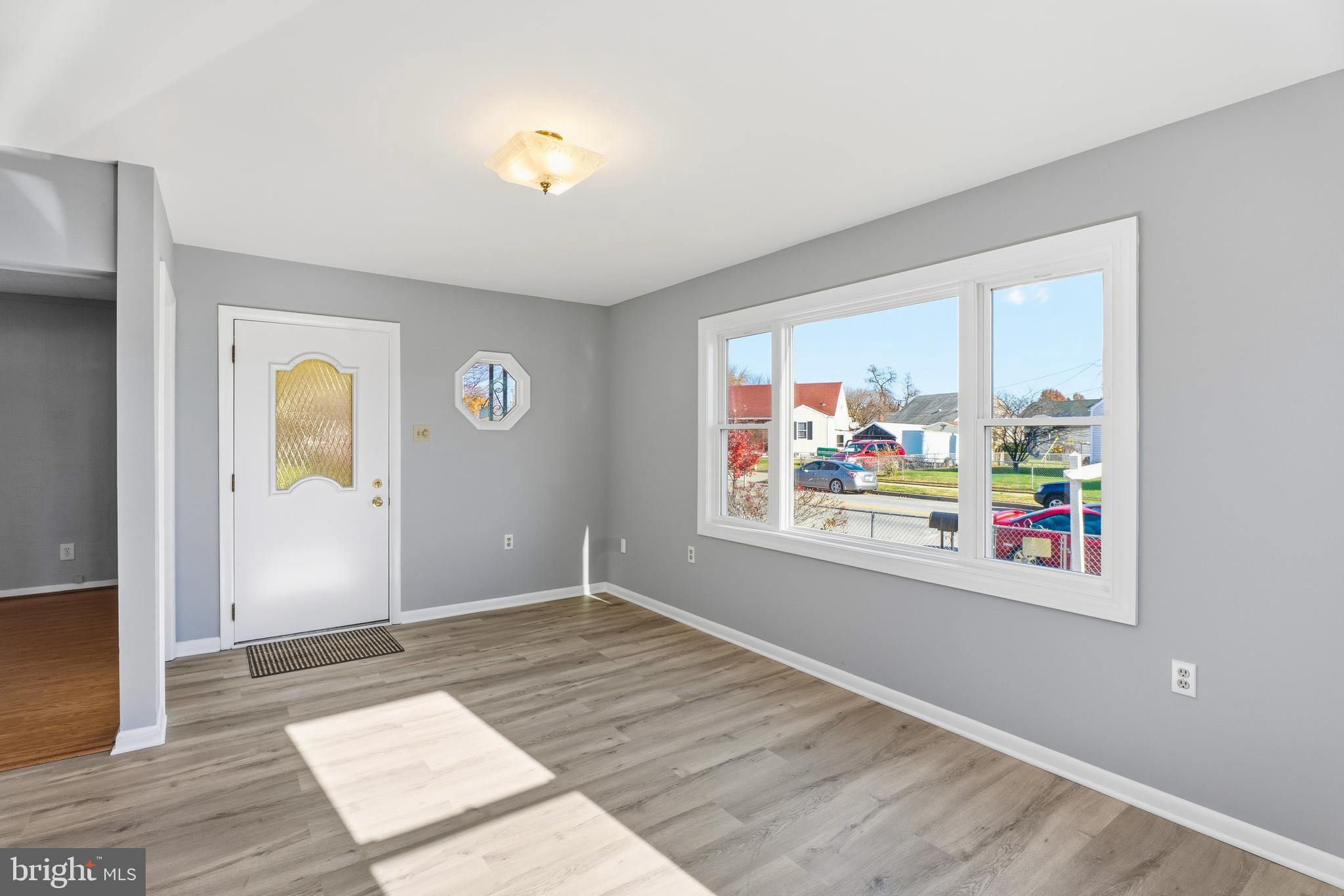 2606 Plainfield Road Baltimore, MD 21222 - Photo 4 of 31