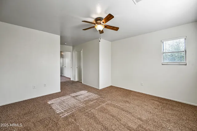 $1,699 | 1528 South Roadrunner Drive, Gilbert, AZ 85296