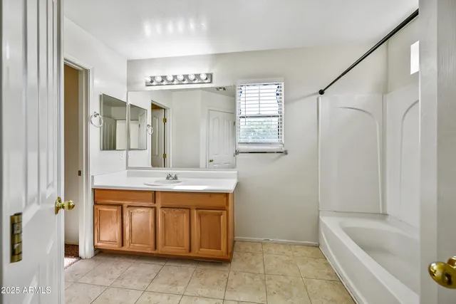 $1,699 | 1528 South Roadrunner Drive, Gilbert, AZ 85296