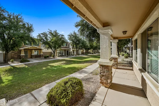 $1,699 | 1528 South Roadrunner Drive, Gilbert, AZ 85296