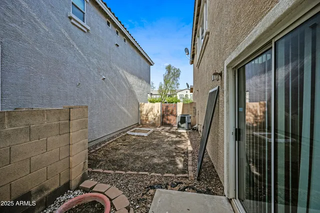 $1,699 | 1528 South Roadrunner Drive, Gilbert, AZ 85296