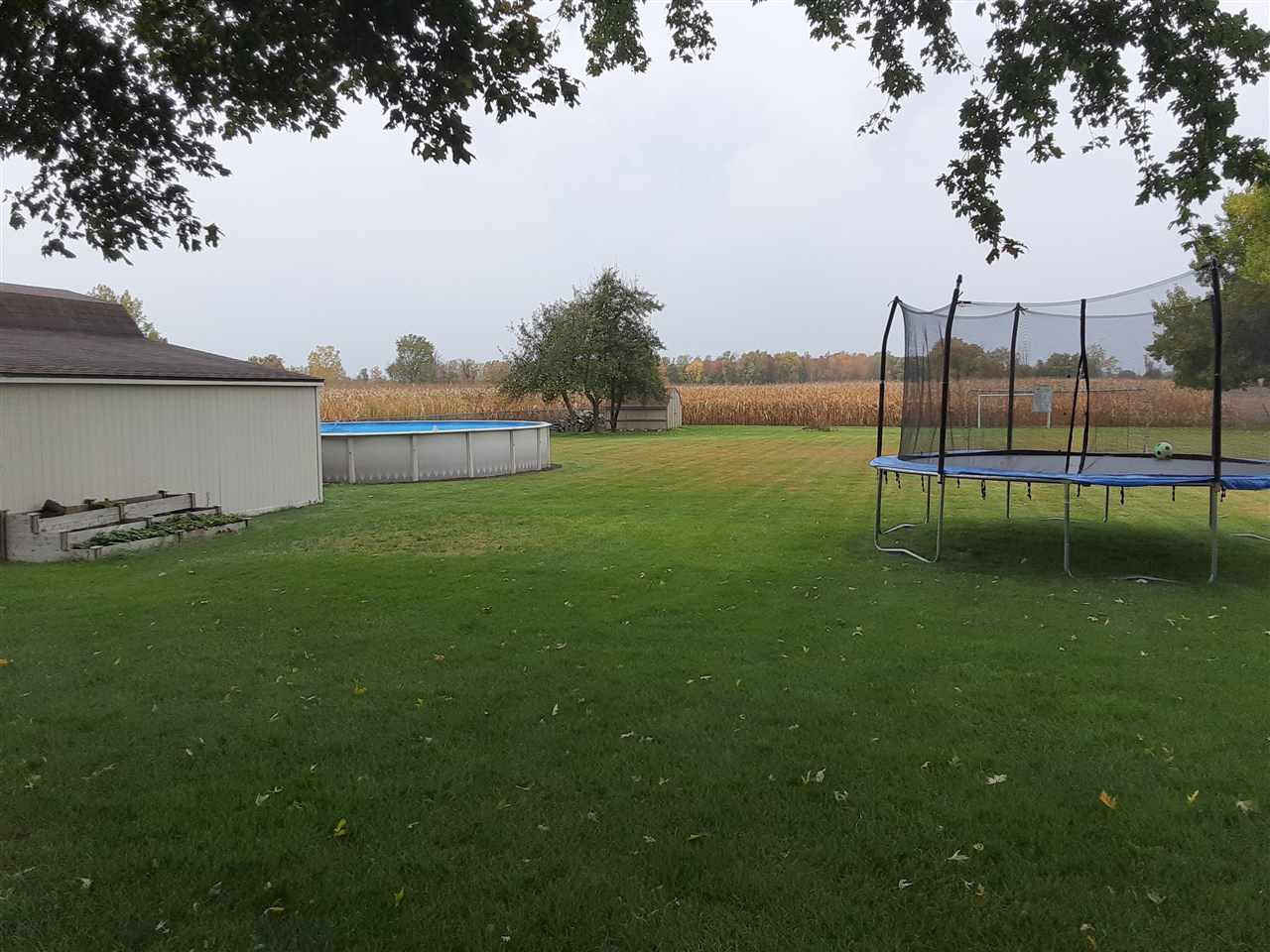 2258 South Nine Mile Road Kawkawlin, MI 48631 - Photo 4 of 17