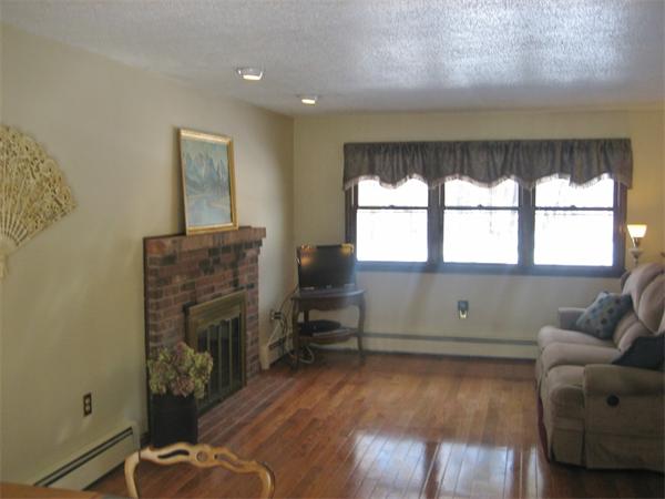 63 Horse Pond Road Shirley, MA 01464 - Photo 4 of 30 Gallery Image 4