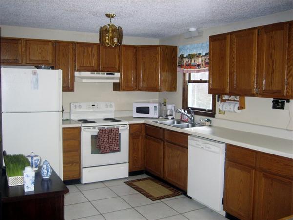63 Horse Pond Road Shirley, MA 01464 - Photo 7 of 30 Gallery Image 7