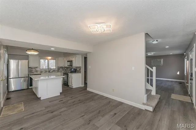 $2,800 | 2285 Hill House Road, Chesterfield, MO 63017