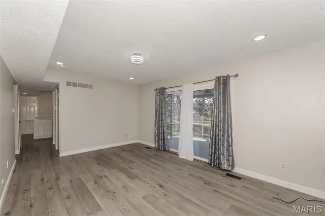 $2,800 | 2285 Hill House Road, Chesterfield, MO 63017