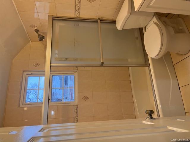 49 East Valley Stream Boulevard Valley Stream, NY 11580 - Photo 11 of 18