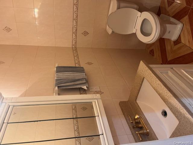 49 East Valley Stream Boulevard Valley Stream, NY 11580 - Photo 12 of 18