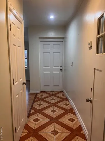 $3,000 | 49 Manor Road, Valley Stream, NY 11580