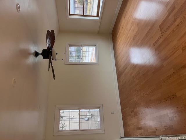 49 East Valley Stream Boulevard Valley Stream, NY 11580 - Photo 2 of 18