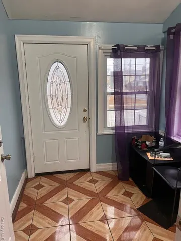 $3,000 | 49 Manor Road, Valley Stream, NY 11580