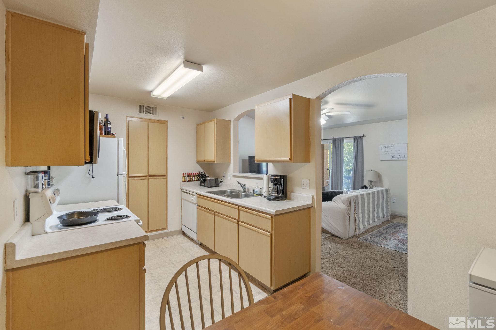 6850 Sharlands Avenue, Unit G2040 Reno, NV 89523 - Photo 18 of 33 Photo 18