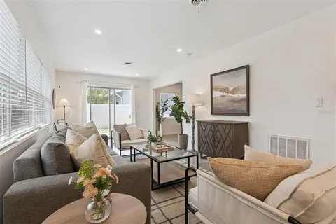 $420,000 | 1512 Overlake Avenue, Orlando, FL 32806