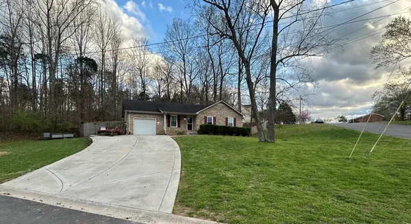 $295,000 | 422 Needlewood Drive, Clarksville, TN 37040
