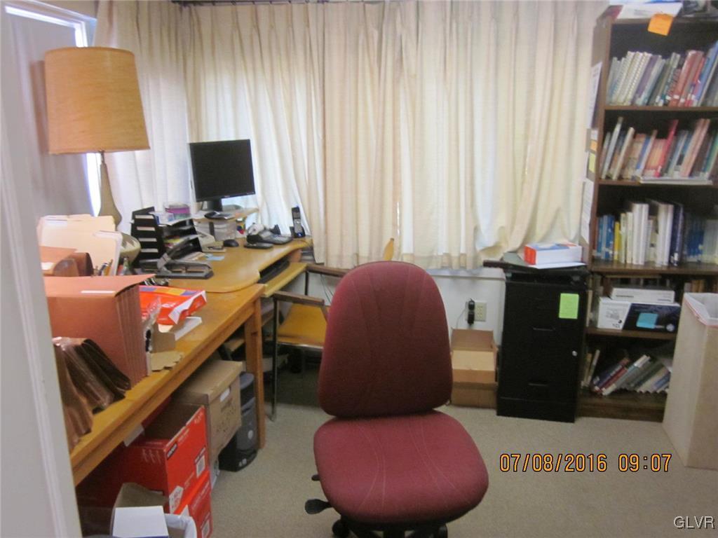 758 North Brookside Road Allentown, PA 18106 - Photo 7 of 18 Gallery Image 7