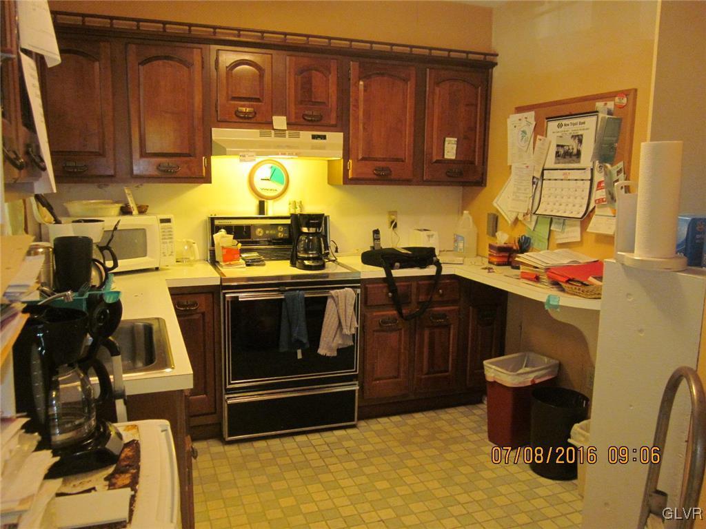 758 North Brookside Road Allentown, PA 18106 - Photo 10 of 18 Gallery Image 10