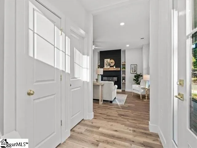 $3,250 | 339 Gower Street, Greenville, SC 29601