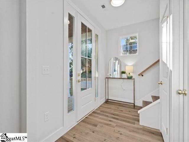 339 Gower Street Greenville, SC 29601 - Photo 2 of 24