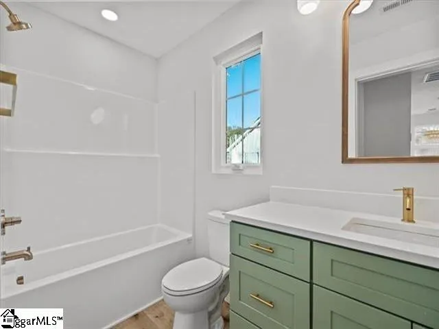 $3,250 | 339 Gower Street, Greenville, SC 29601