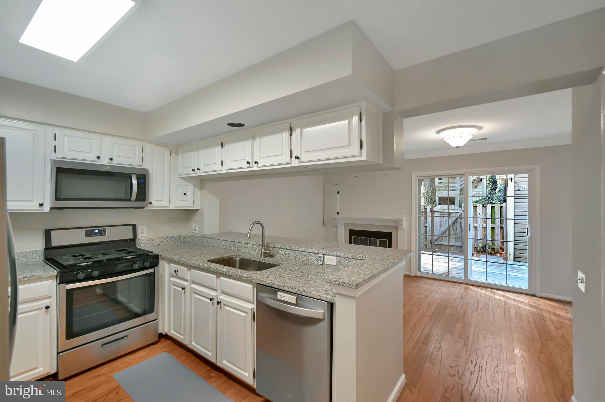 6650 Cypress Point Road Alexandria, VA 22312 - Photo 8 of 26