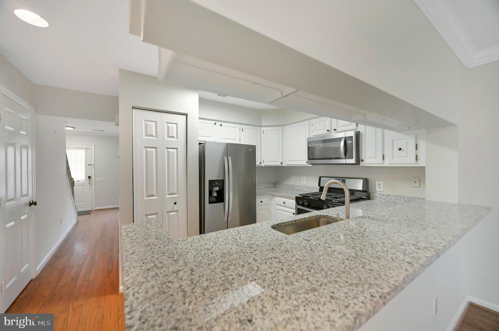 6650 Cypress Point Road Alexandria, VA 22312 - Photo 9 of 26