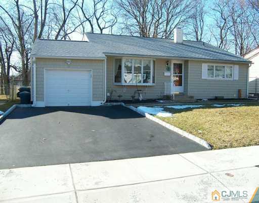 39 Westminster Road Colonia, NJ 07067 - Photo 1 of 8 Gallery Image 1