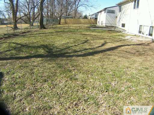 39 Westminster Road Colonia, NJ 07067 - Photo 7 of 8 Gallery Image 7