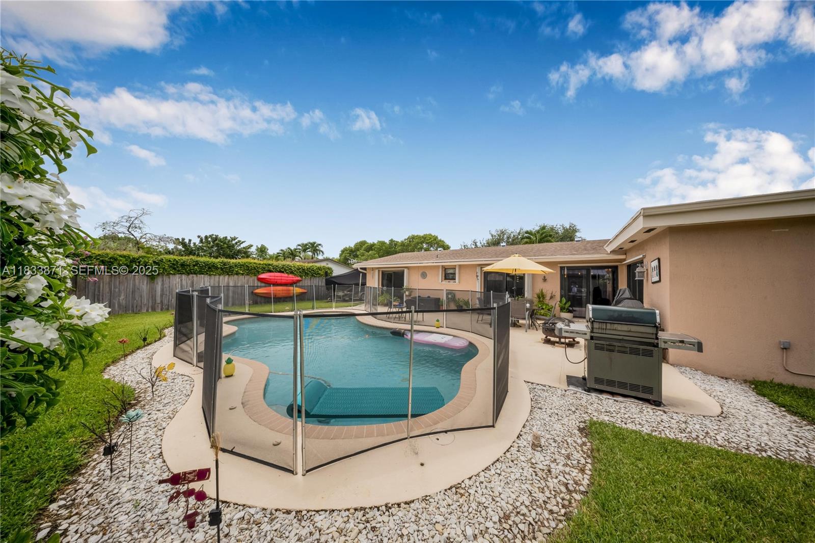 11193 Southwest 113th Terrace Miami, FL 33176 - Photo 33 of 43