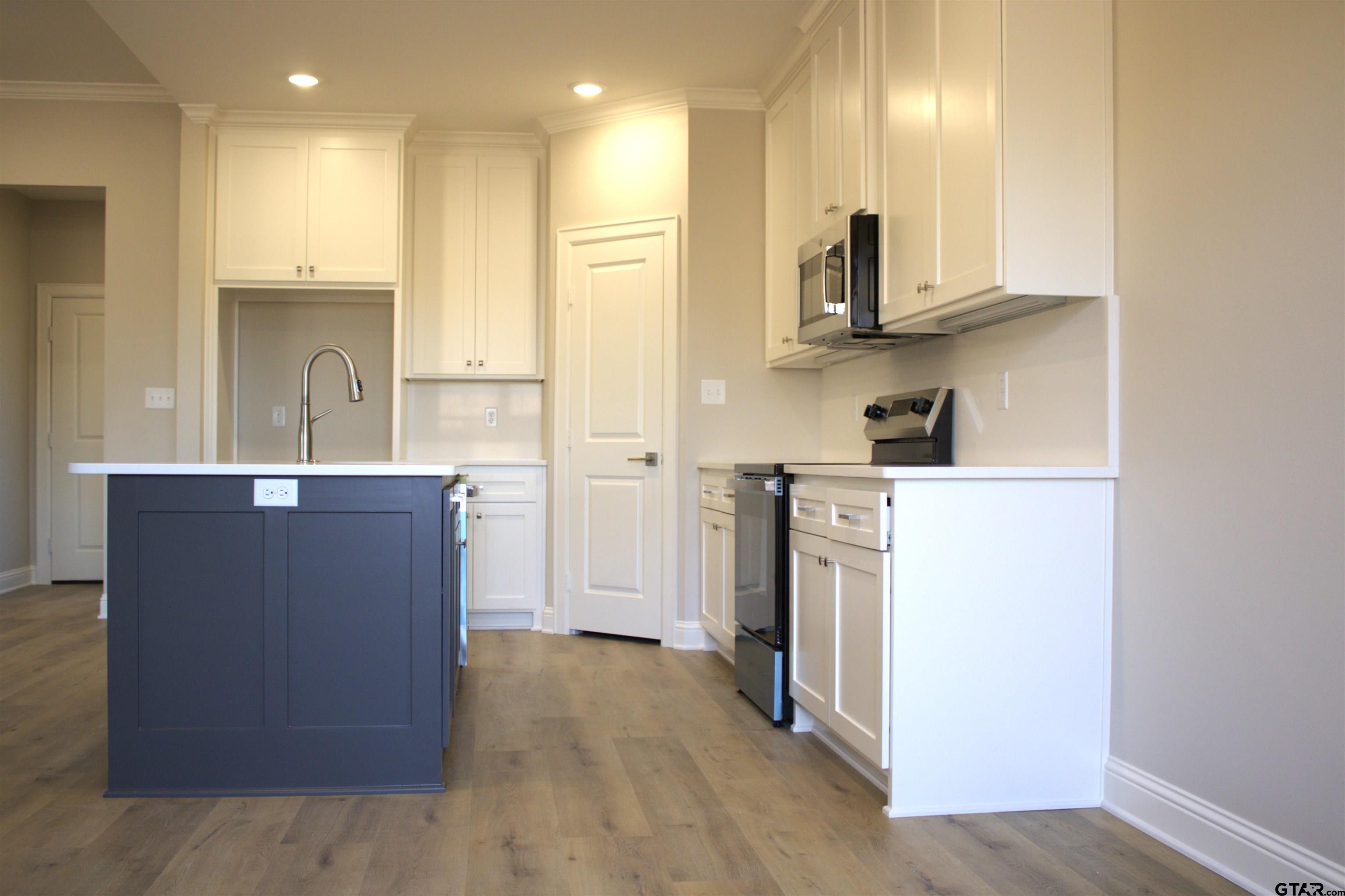 3022 Guinn Farms Road Tyler, TX 75707 - Photo 2 of 26