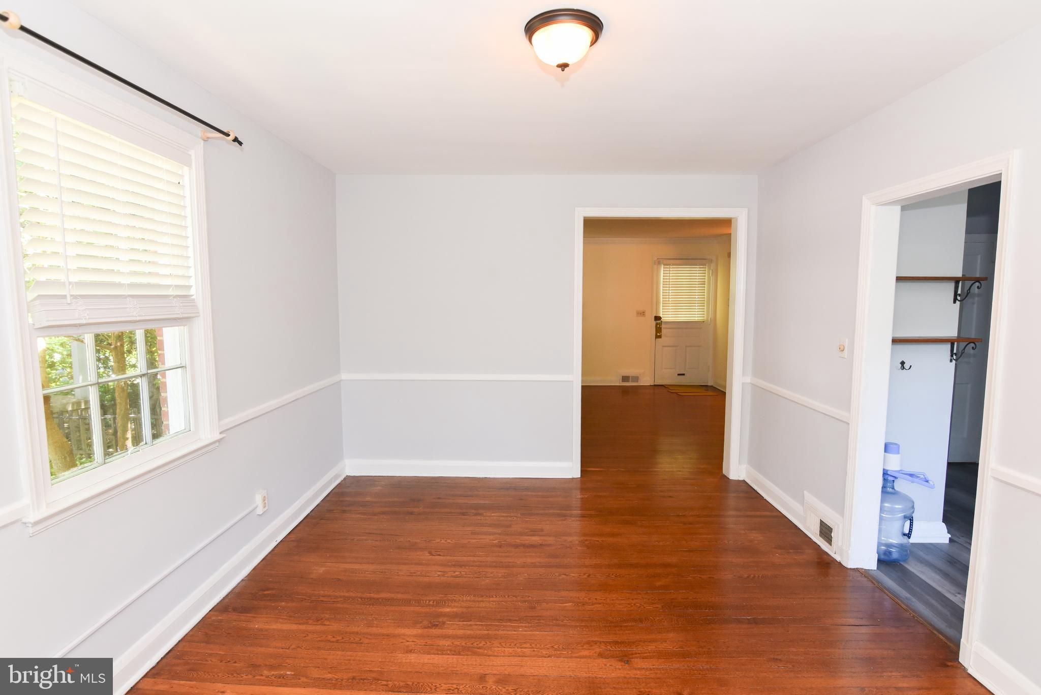 4208 Westview Road Baltimore, MD 21218 - Photo 8 of 43