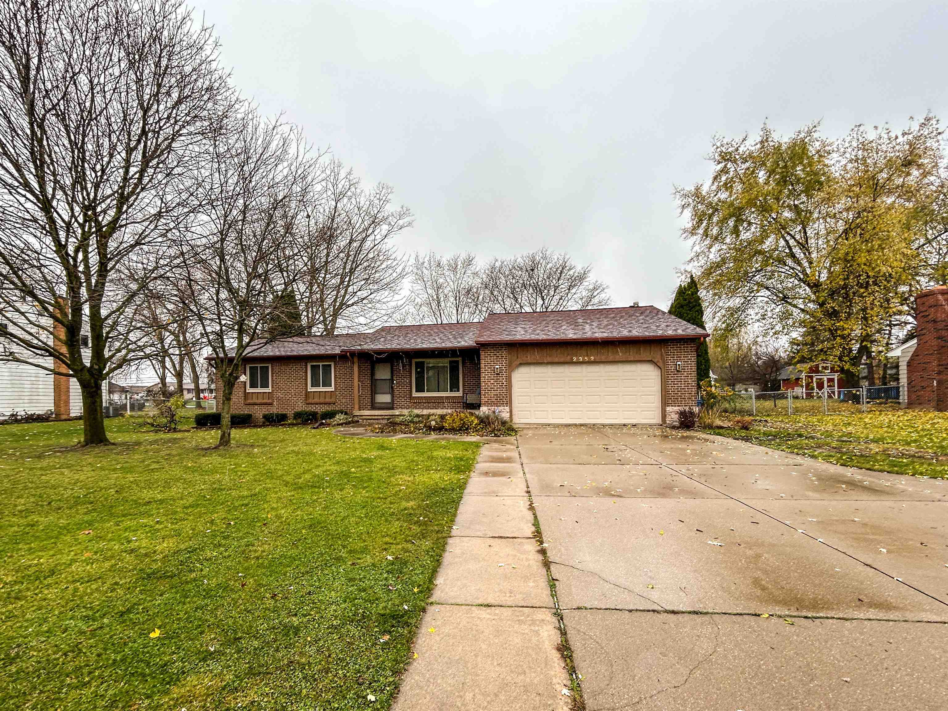 2352 Elms Road Swartz Creek, MI 48473 - Photo 1 of 42 50161723-2840e703-2b71-450f-bf22-3e5f00d2ae7f.JPG