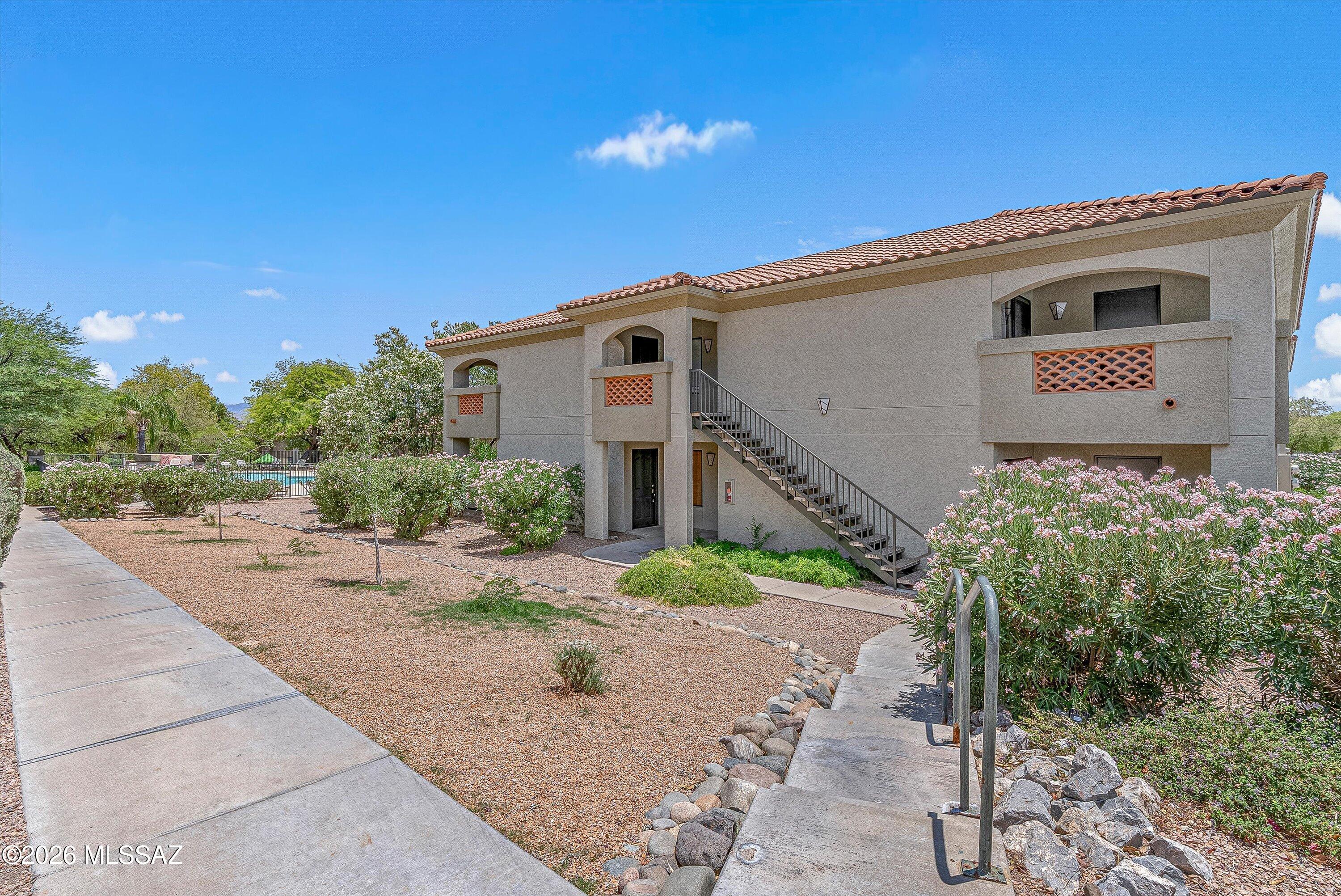 5751 North Kolb Road, Unit 40104 Tucson, AZ 85750 - Photo 2 of 34