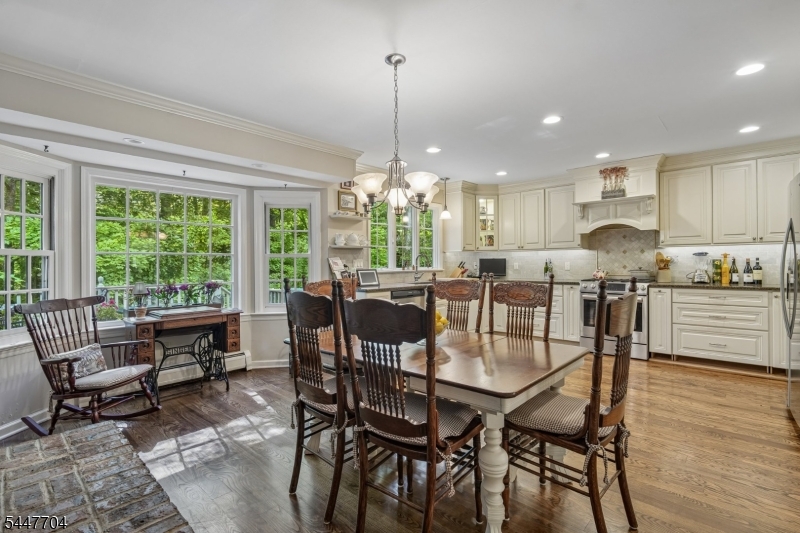 6 Cowie Road Chester, NJ 07930 - Photo 10 of 25 Gallery Image 10