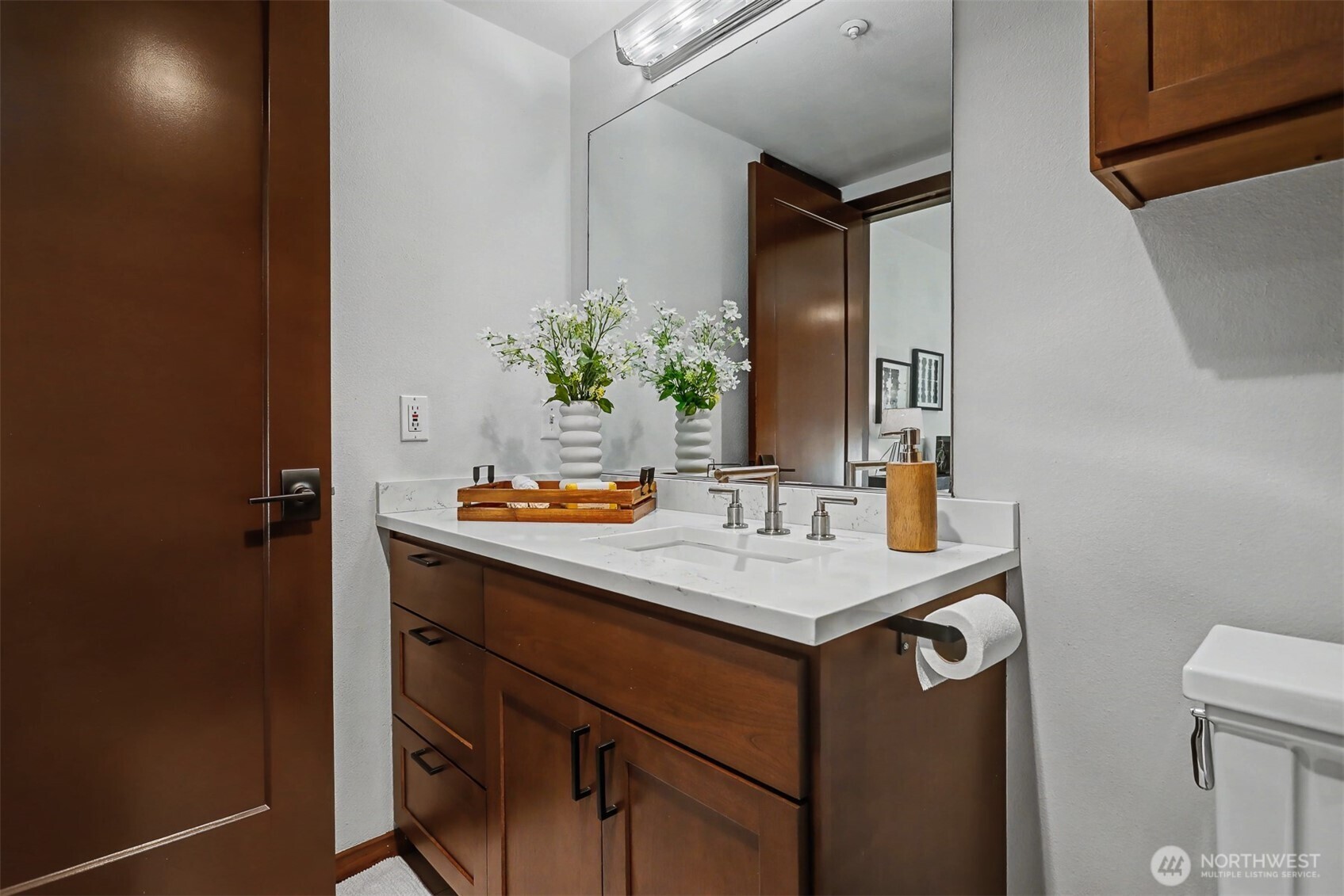 2422 Northwest 58th Street, Unit 202 Seattle, WA 98107 - Photo 16 of 33