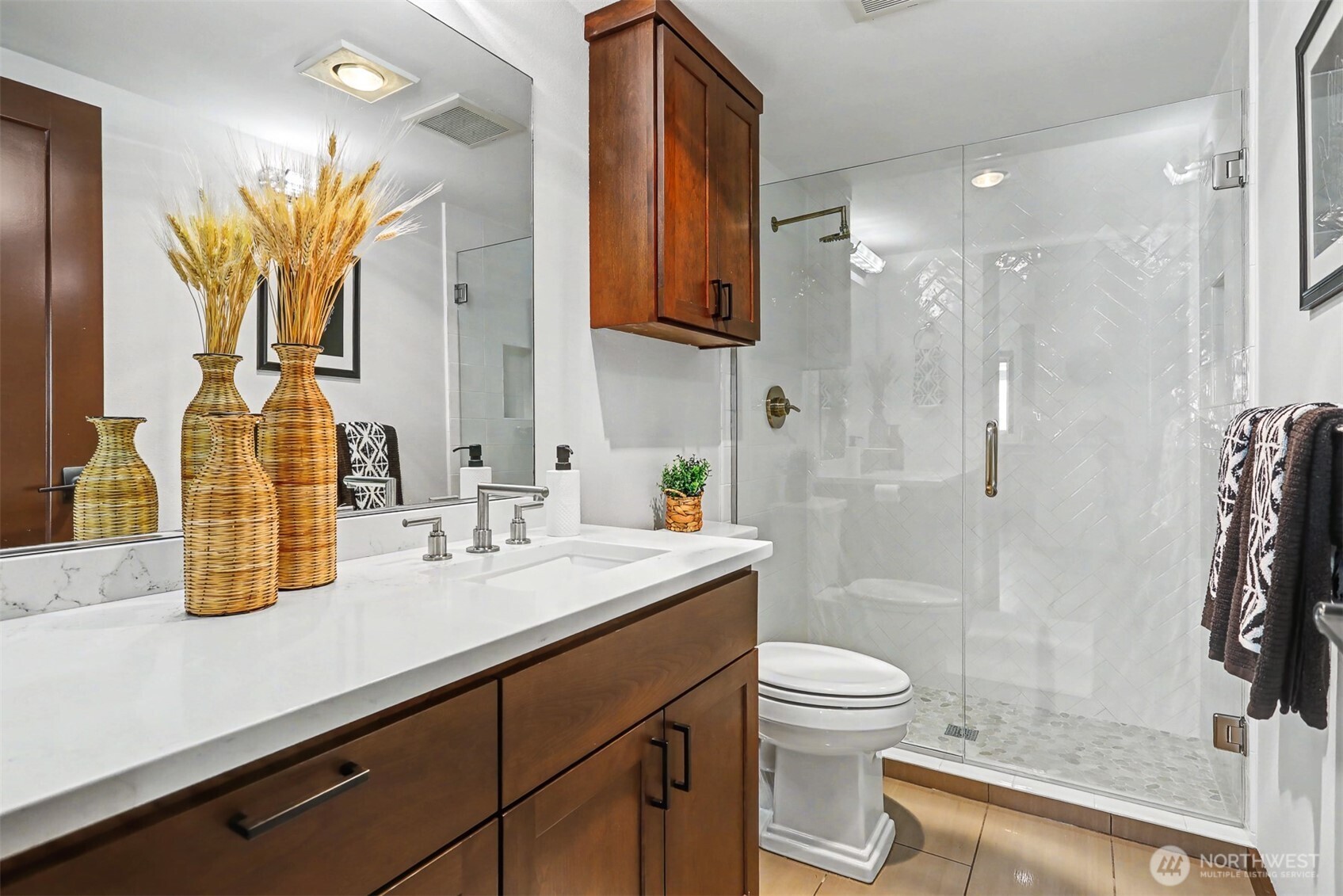 2422 Northwest 58th Street, Unit 202 Seattle, WA 98107 - Photo 21 of 33