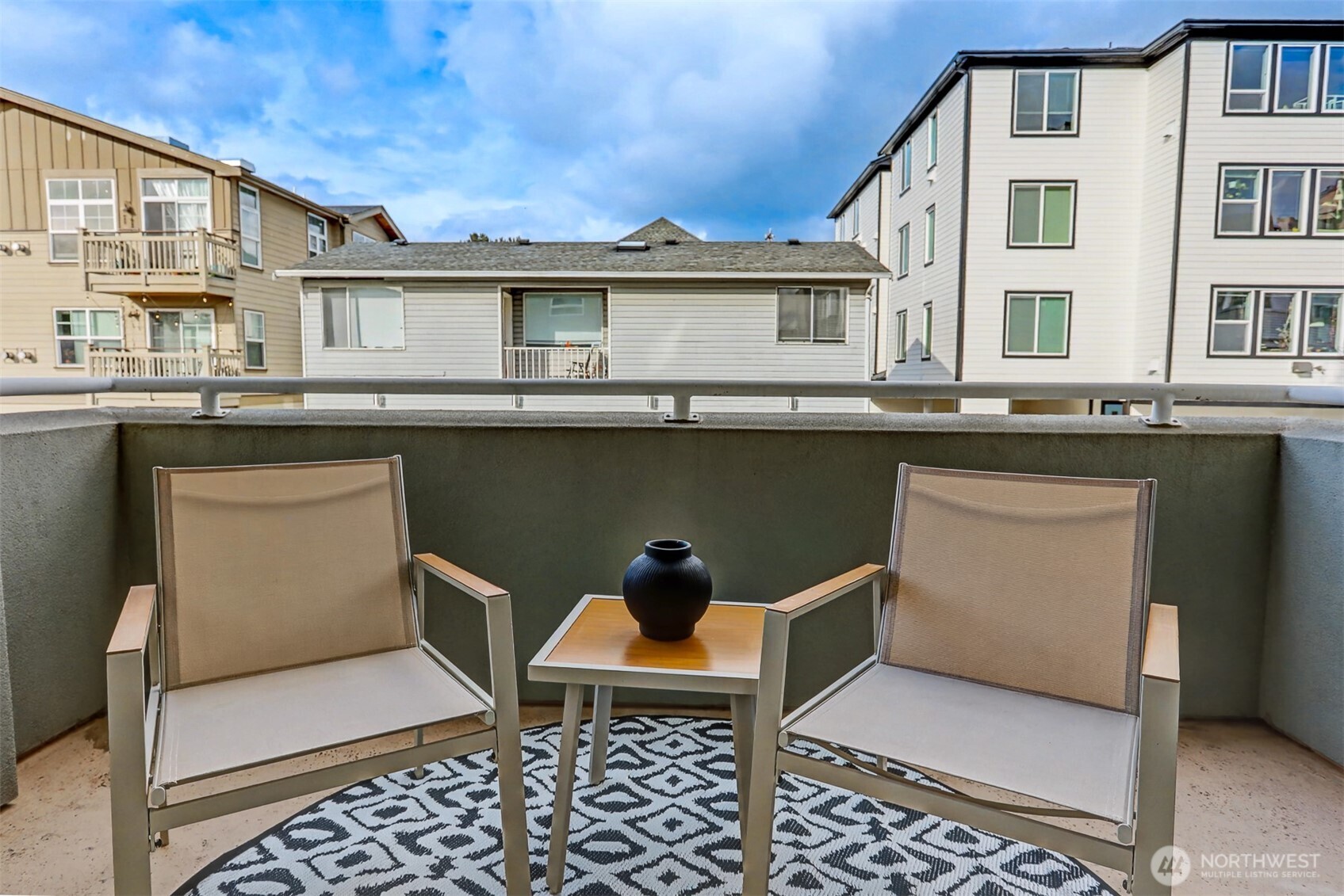 2422 Northwest 58th Street, Unit 202 Seattle, WA 98107 - Photo 25 of 33