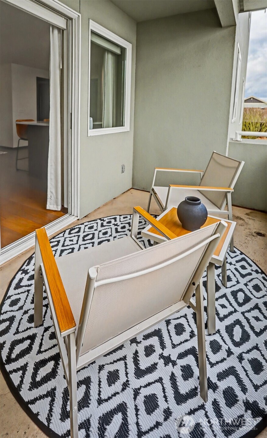 2422 Northwest 58th Street, Unit 202 Seattle, WA 98107 - Photo 26 of 33