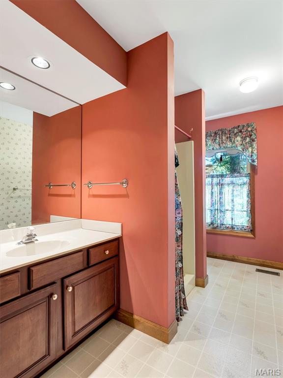 908 North Ballas Road St. Louis, MO 63131 - Photo 15 of 53