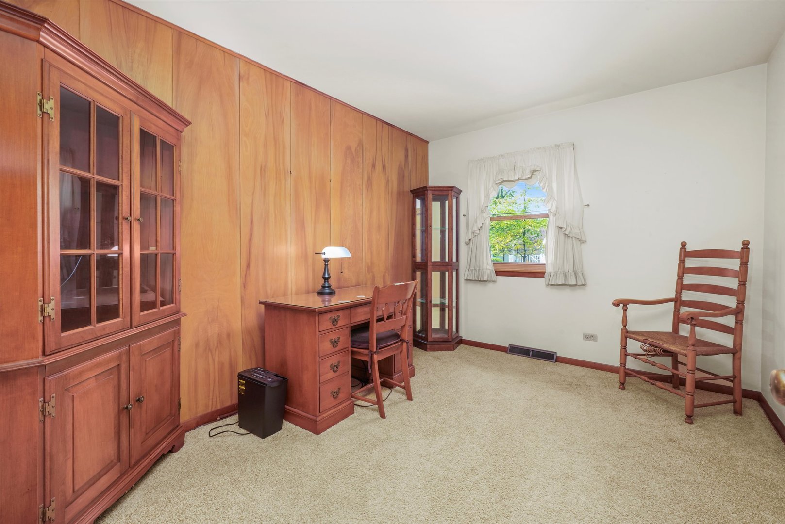 1350 Perry Street Crete, IL 60417 - Photo 11 of 17 a room with furniture and window