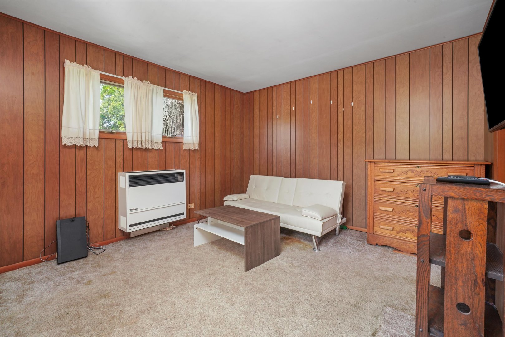 1350 Perry Street Crete, IL 60417 - Photo 13 of 17 a view of an empty room with a fireplace