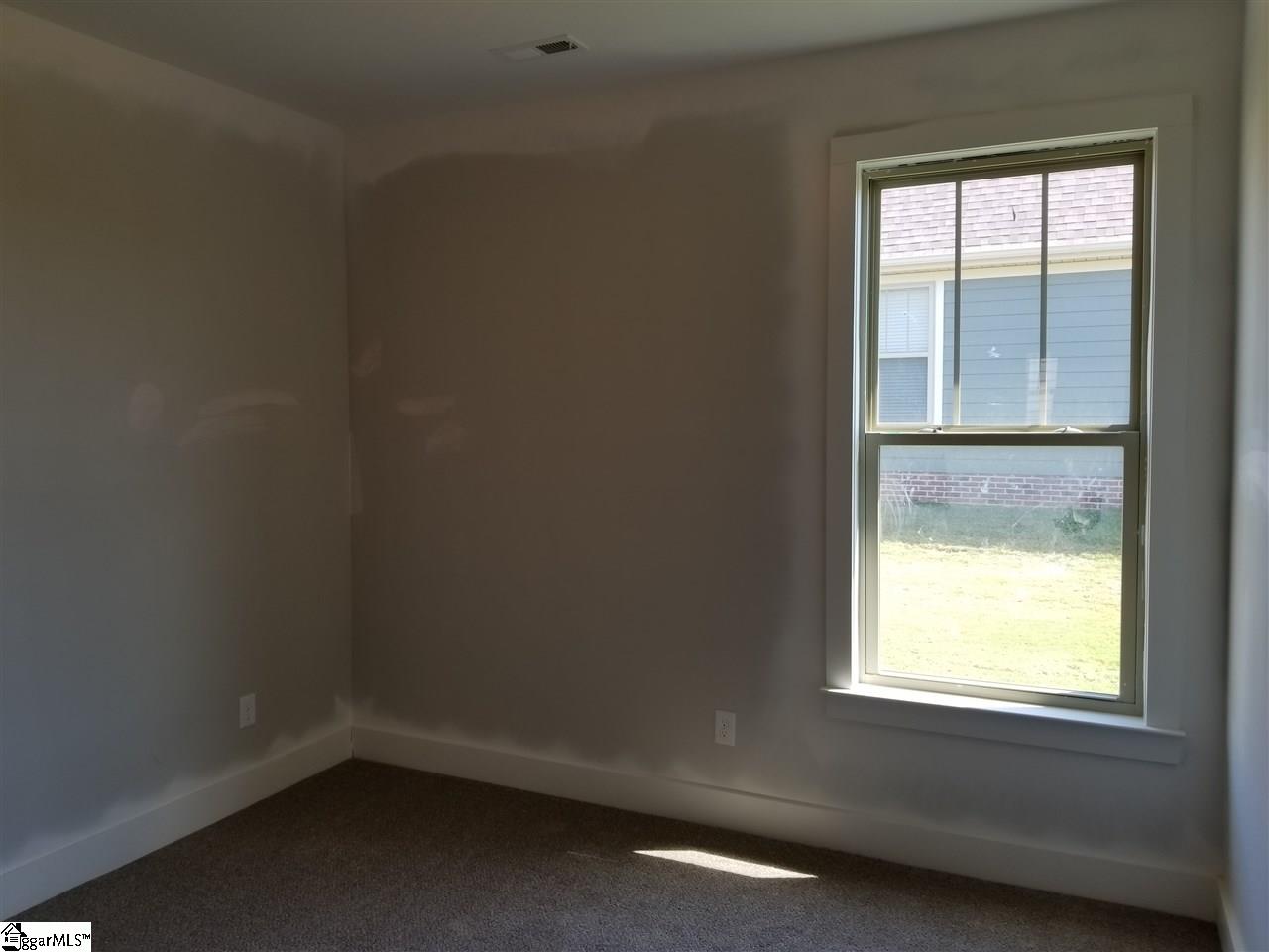 125 Longfellow Way Simpsonville, SC 29681 - Photo 27 of 35 Gallery Image 27