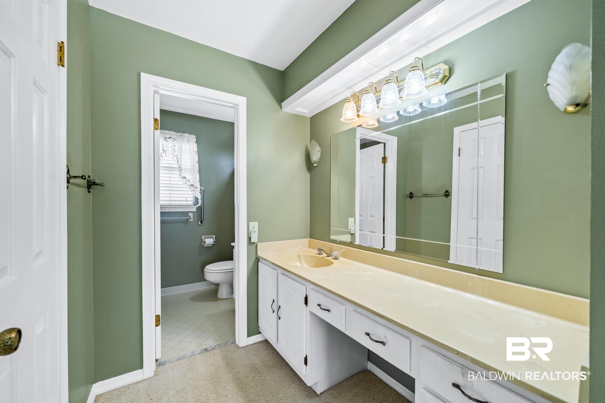 111 Dewitt Loop Daphne, AL 36526 - Photo 14 of 23 Primary Bath