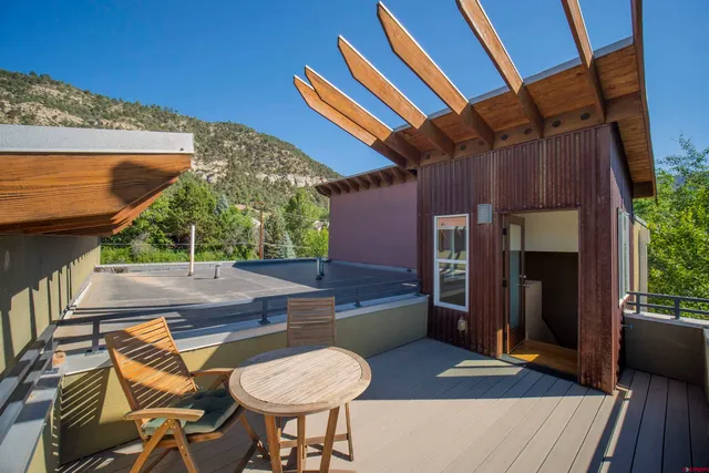 a view of outdoor space yard and patio