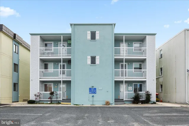 $525,000 | 419 Bayshore Drive, Unit 202, Ocean City, MD 21842
