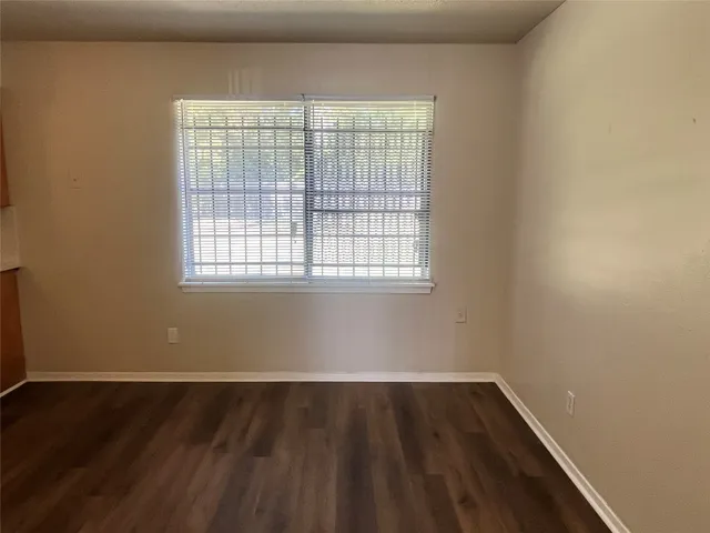 $1,695 | 6415 Heath Street, Houston, TX 77016