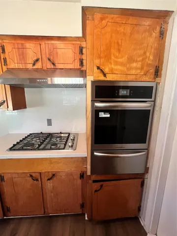 a close view of stove top oven