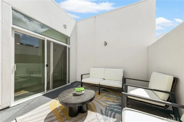 $1,400,000 | 168 South Monterey Street, Unit 501, Alhambra, CA 91801