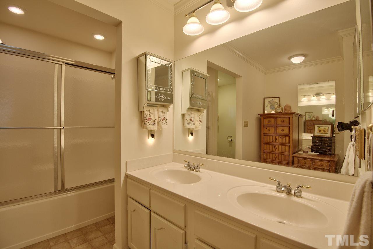 4007 Trotter Ridge Road Durham, NC 27707 - Photo 18 of 23 Gallery Image 18